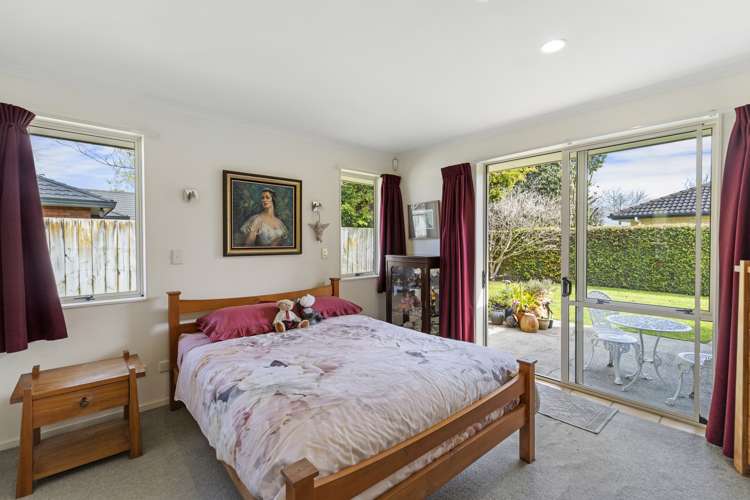 6 Farnham Close Rototuna North_6