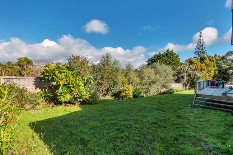 18 Grendon Road Titirangi_15