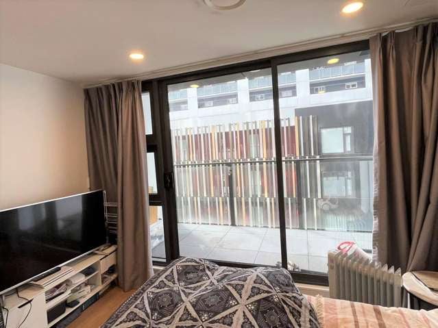 304/438 queen street City Centre_1