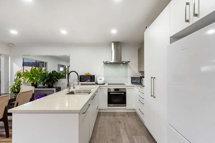 2/36 Browns Bay Road Rothesay Bay_6