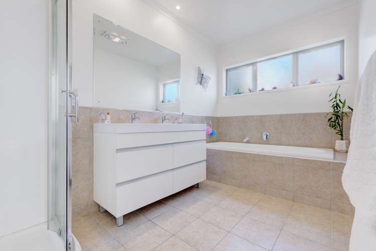 14 Te Puru Drive Maraetai_14