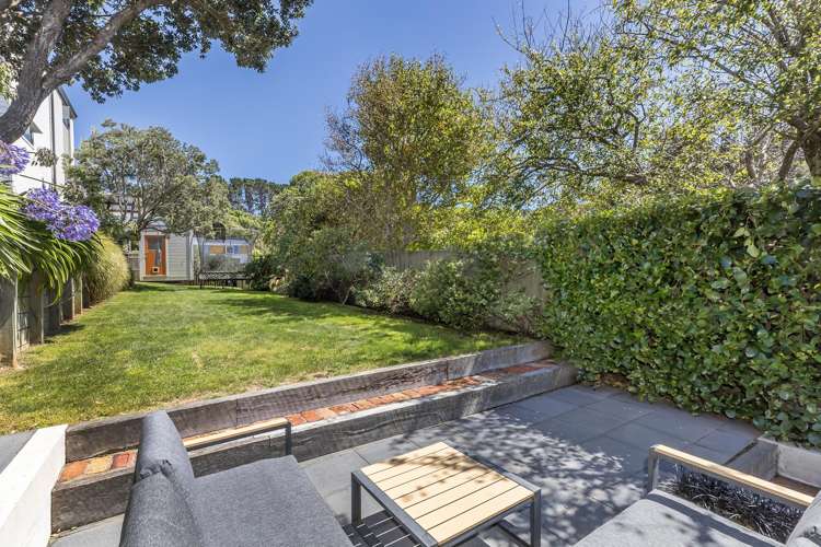 8 Stanley Street Berhampore_23