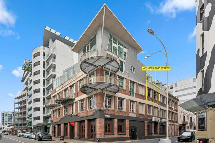 4 - 3 Holland Street Te Aro_17