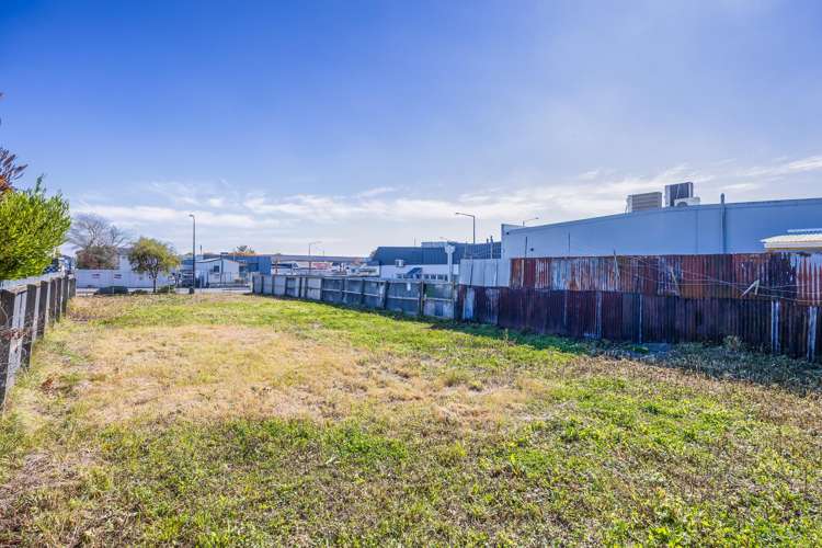 102 Grafton Street Waltham_10