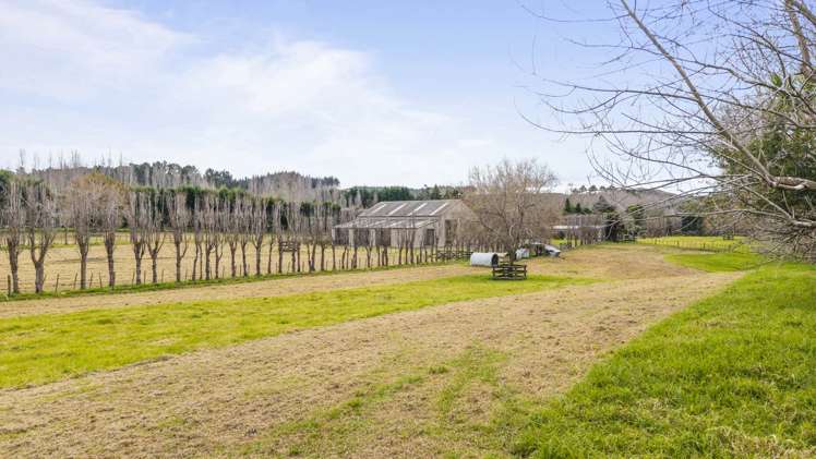 87 Croft Lane Riverhead_11