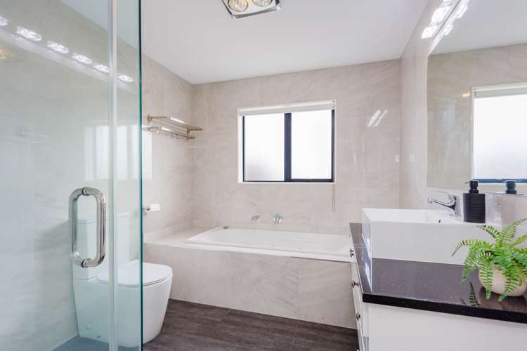 11 Parkview Drive Gulf Harbour_25