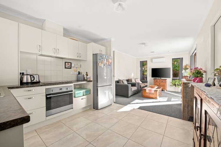 2/16 Highgrove Drive_1