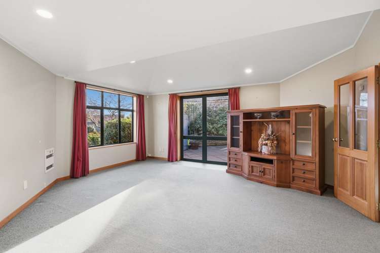 2 Glenroy Park Drive Waikiwi_12