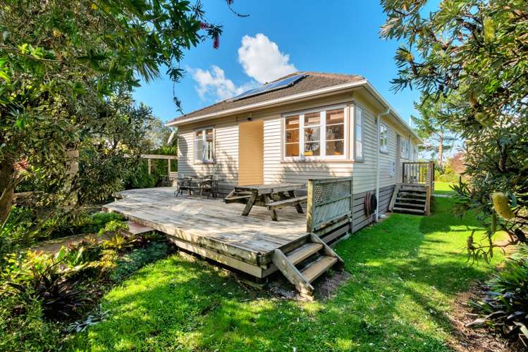 28 Te Moau Avenue Parakai_0