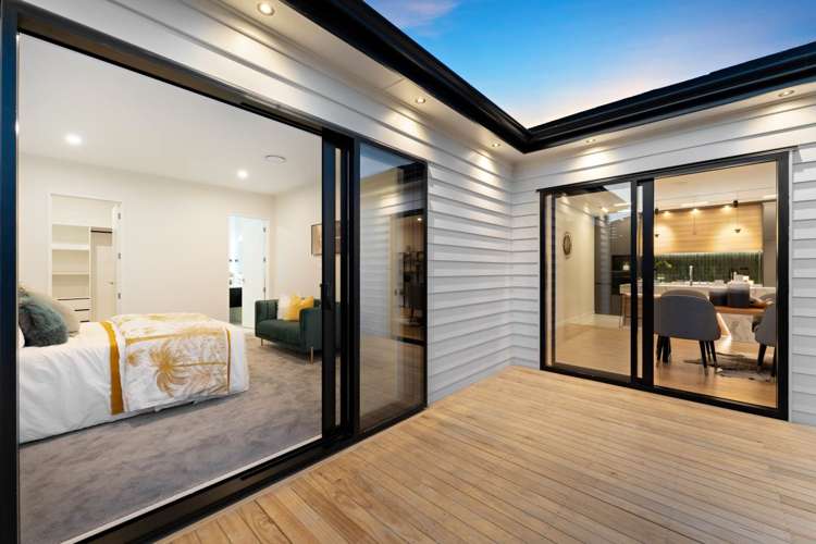 2 Barrel Crescent Swanson_21