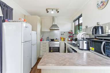 24 Parkinson Avenue_4