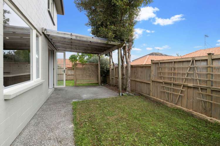 6 Karson Place Flat Bush_10