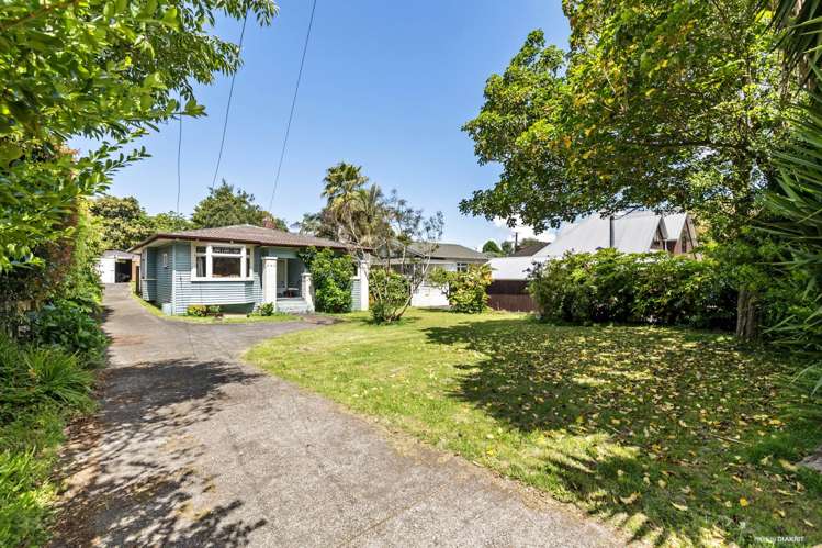 150 The Drive Epsom_3
