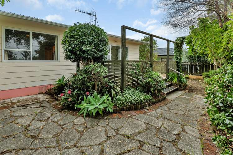 2a Lockesley Place Onerahi_7