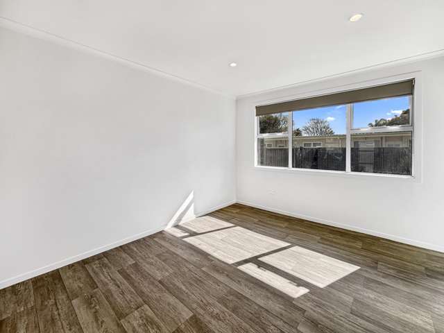2/660 Gladstone Road Te Hapara_3