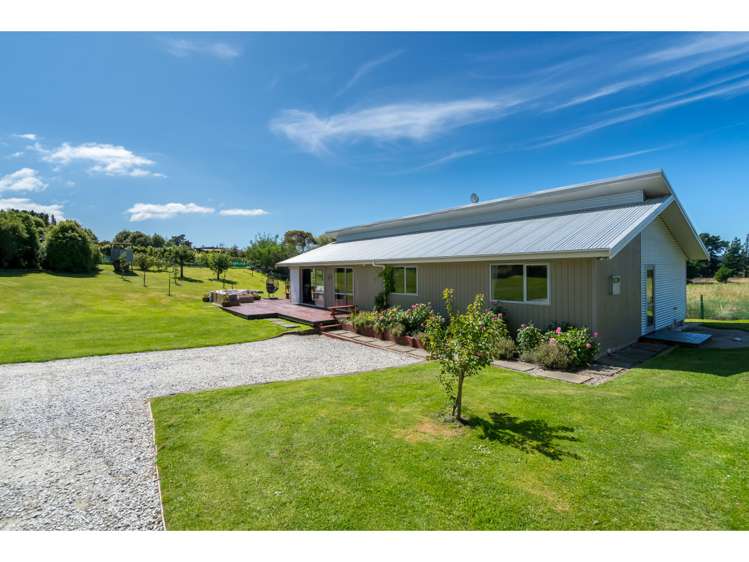 14 Kennard Crescent Karitane_1