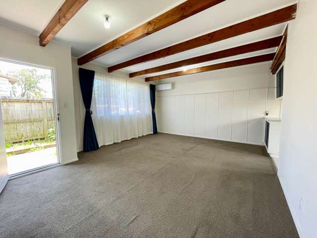 1/24 Innisfree Drive Ellerslie_1