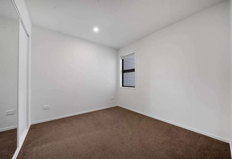 32 Karoro Road Flat Bush_4