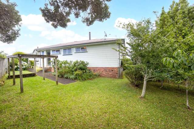 24 Tania Place Blockhouse Bay_2
