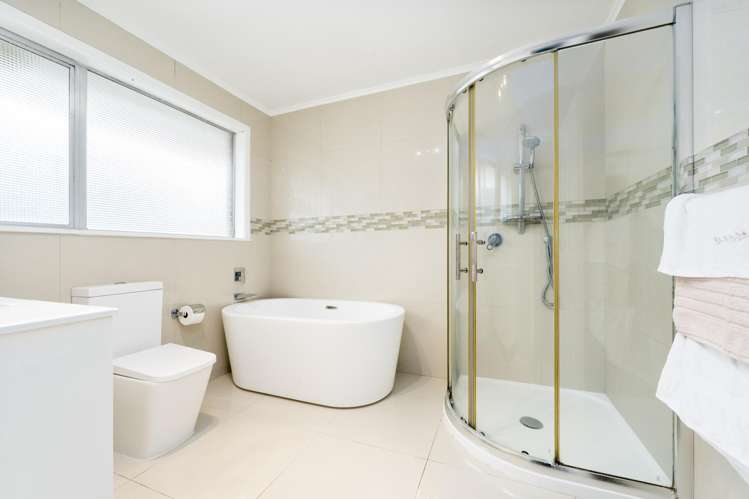 8 Fowey Avenue Te Atatu South_5