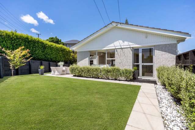 Charming 2-Bedroom Home In The Heart Of Remuera