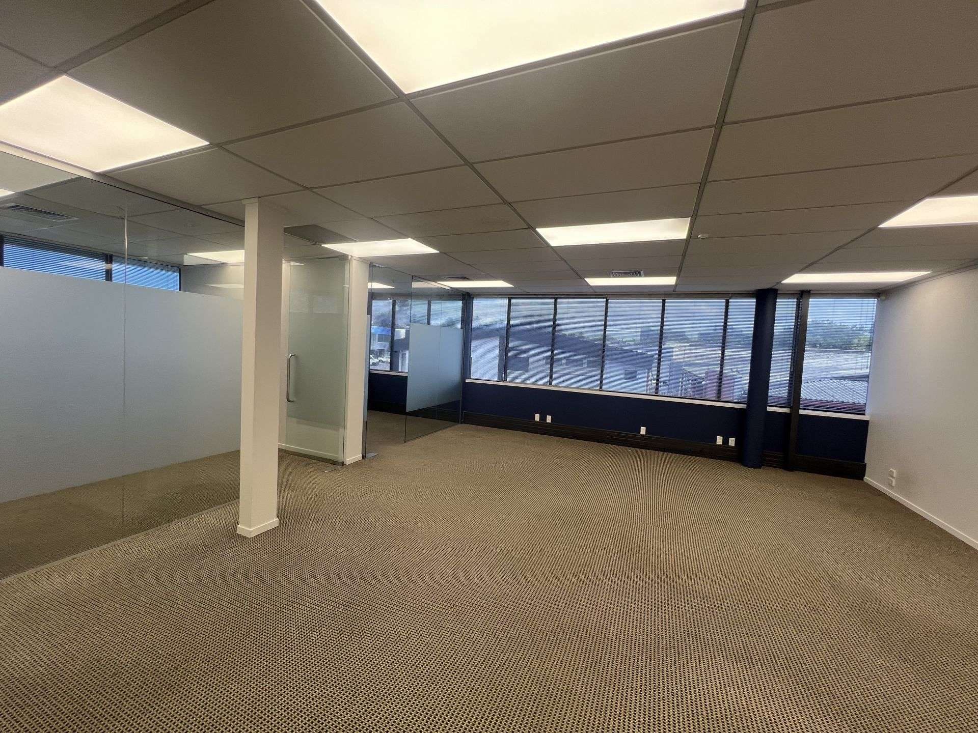 Level 1, Unit 1/706 Great South Road Penrose_0