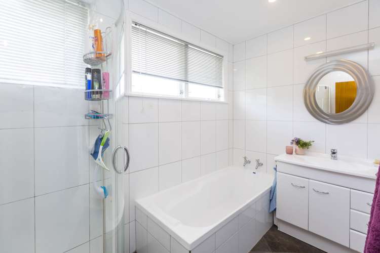 27 Sunnyview Drive Brown Owl_7