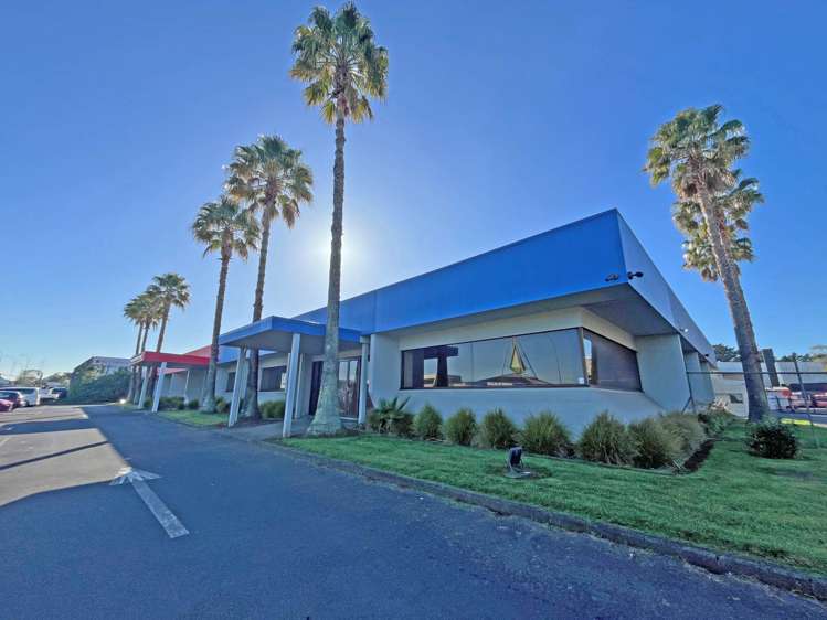 Unit B/25 Springs Road East Tamaki_1