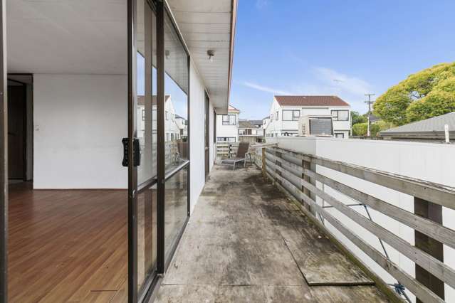 2/34 Ferndale Road Mount Wellington_3