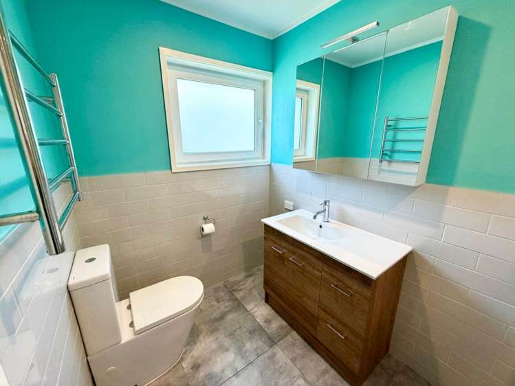 19 Wyoming Avenue Murrays Bay_12