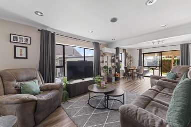 4 Aurora Street_2