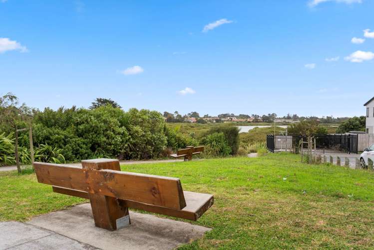 86 Matawhanga Drive Wattle Downs_19