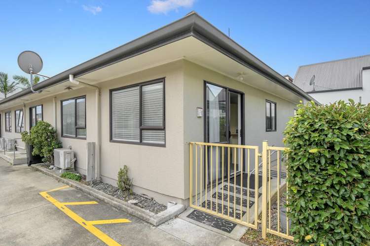 8E Heath Street Mt Maunganui_1