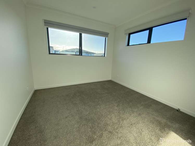 13 Sagitta Drive Flat Bush_15