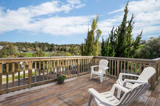 8 Ragley Street Titirangi_2