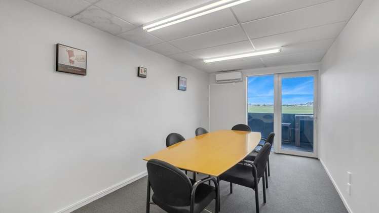 Unit 3, 89 Vickerys Road Wigram_13