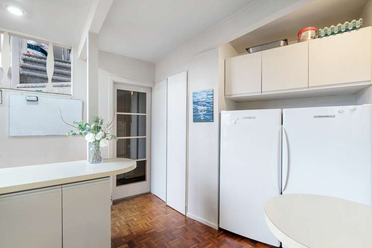 53 Arawata Terrace Fernhill/Sunshine Bay_8