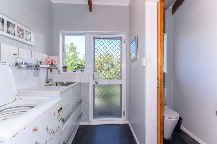 1/21 Captain Scott Road Glen Eden_18