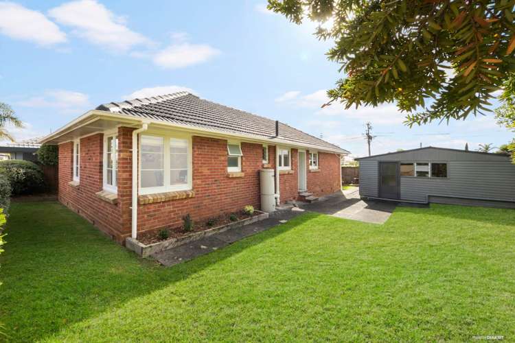 15a Ward Crescent Te Atatu Peninsula_14