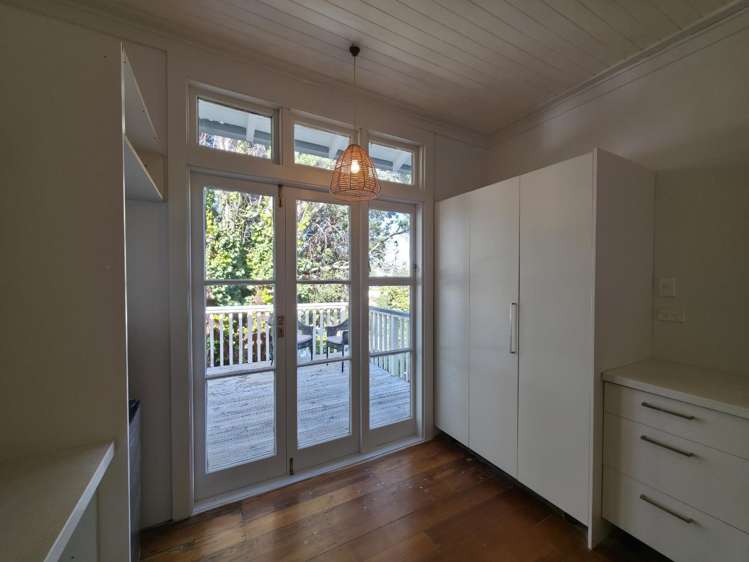 2 Harvey Road 10780_8