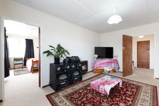 24 Clyde Crescent Roslyn_2