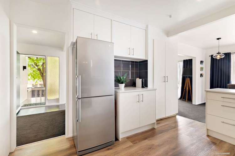 55 Cape Hill Road Pukekohe_12