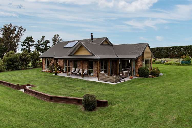 308 Stokes Road Balcairn_12