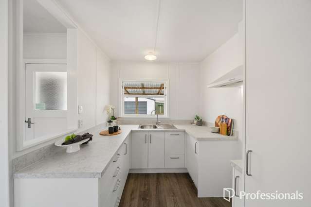 8 Roberts Street Wainuiomata_3