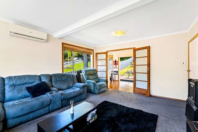 226 Waddington Drive Naenae_3