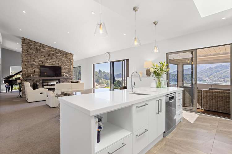 16 Harbour View Heights Picton_2