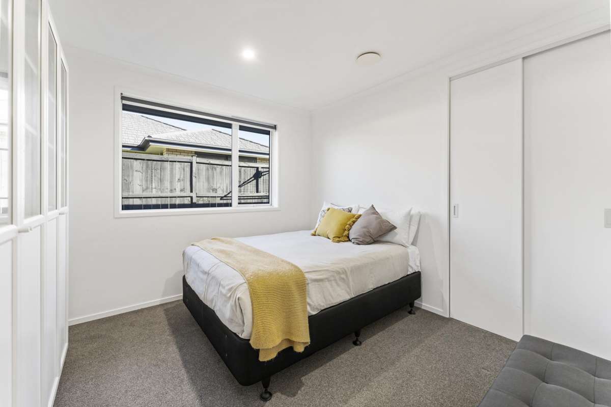 70B HILLPARK DRIVE_5
