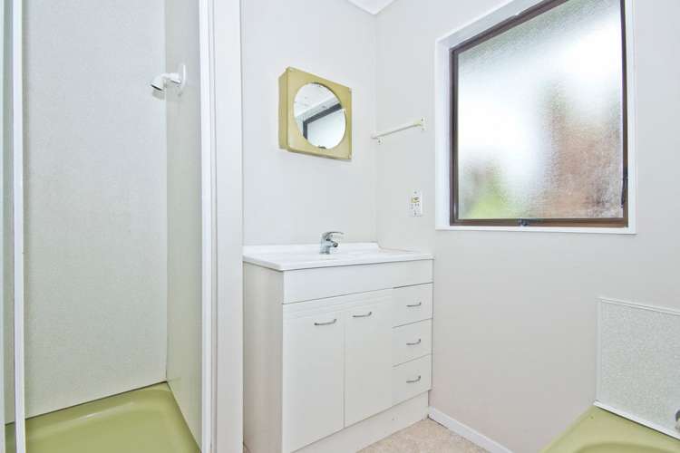 7 Hinerau Street Henderson_8