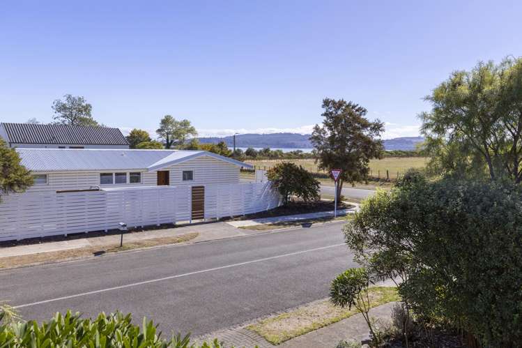 3 Mahuta Road Five Mile Bay_27