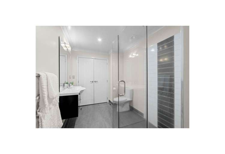 7/235 Devonport Road Tauranga Central_12